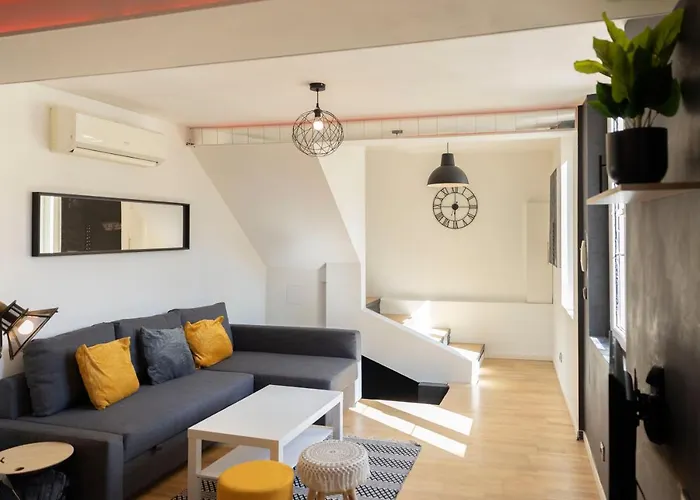 Magnifique Triplex Avec Sauna Plein Centre Apartment